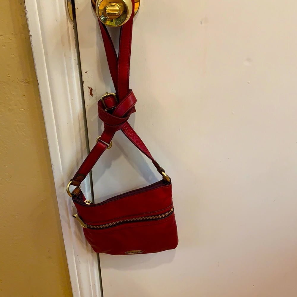 Fossil crossbody shoulder bag leather red new